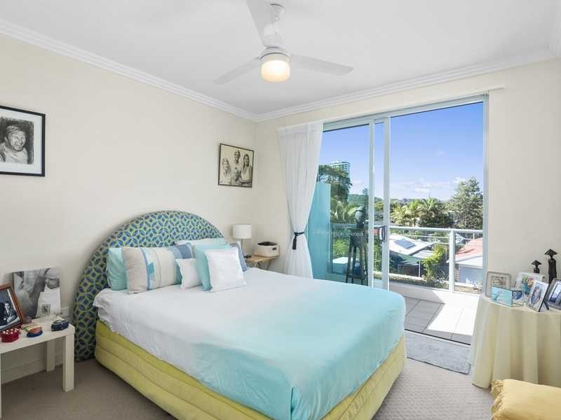 2111/10 Fifth Avenue, Palm Beach QLD 4221