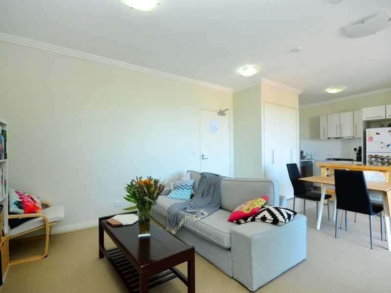 2211/10 Fifth Avenue, Palm Beach QLD 4221