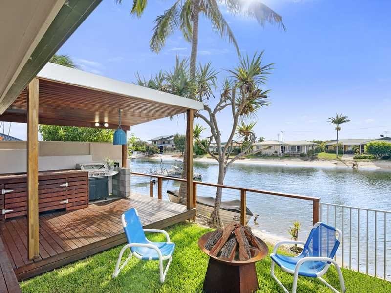 59 Fifteenth Avenue, Palm Beach QLD 4221