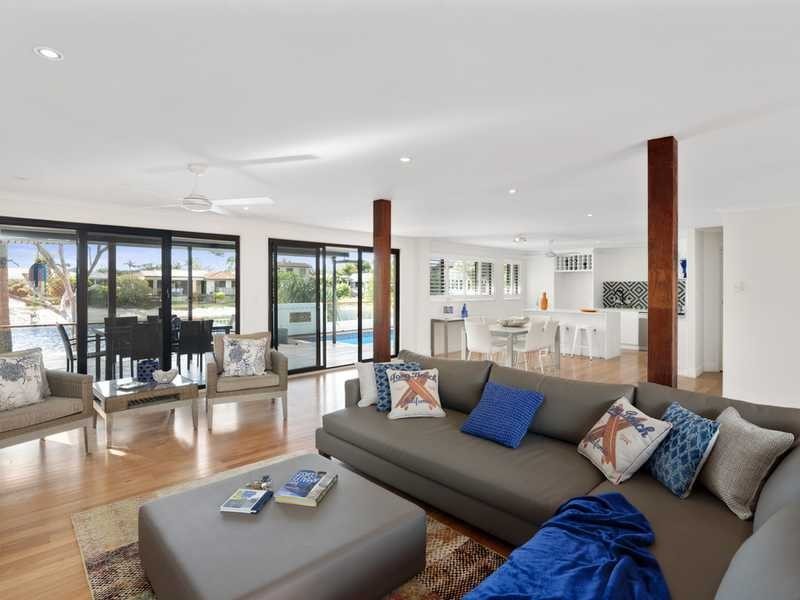 59 Fifteenth Avenue, Palm Beach QLD 4221