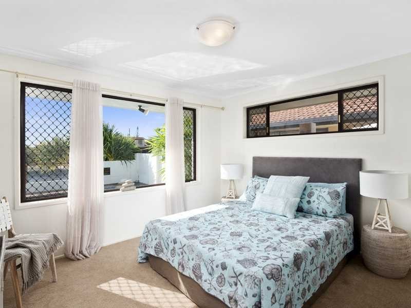 59 Fifteenth Avenue, Palm Beach QLD 4221