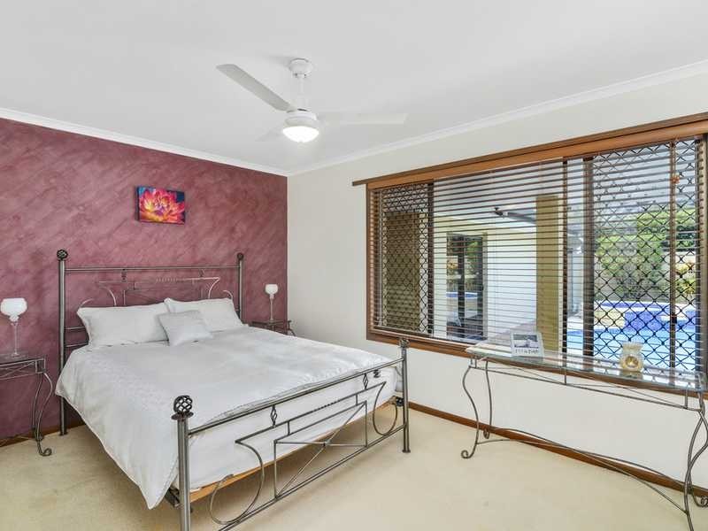 19 Diplacus Drive, Palm Beach QLD 4221