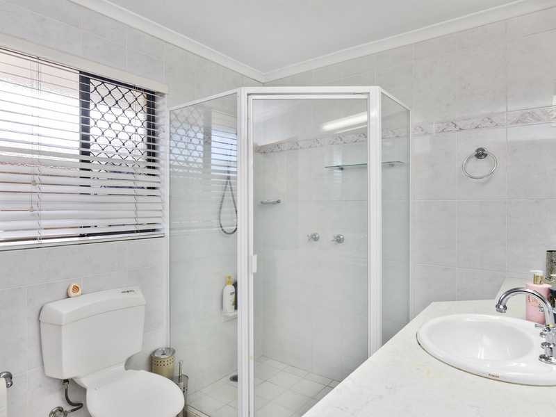 19 Diplacus Drive, Palm Beach QLD 4221