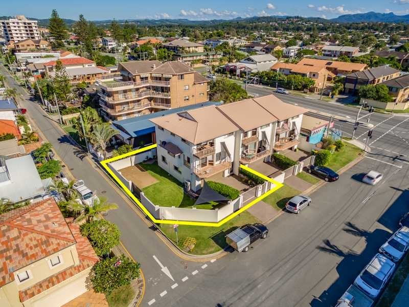 Corner Jefferson Lane and Fifteenth Avenue, Palm Beach QLD 4221