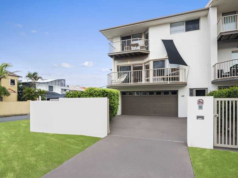 Corner Jefferson Lane and Fifteenth Avenue, Palm Beach QLD 4221