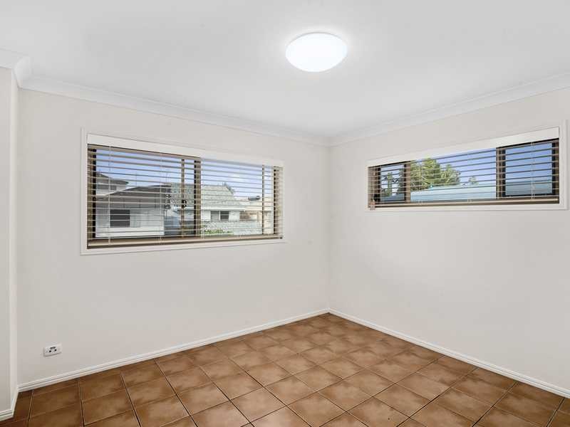 Corner Jefferson Lane and Fifteenth Avenue, Palm Beach QLD 4221