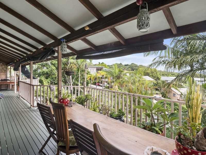 12 Dinjirra Court, Tugun QLD 4224