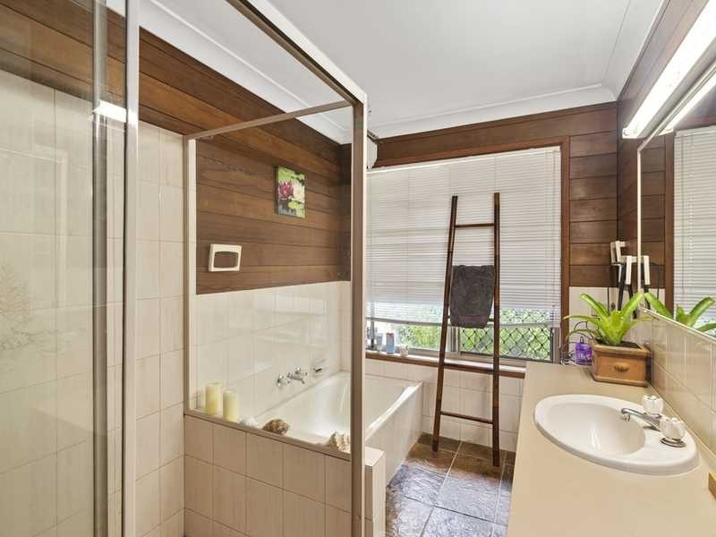 12 Dinjirra Court, Tugun QLD 4224