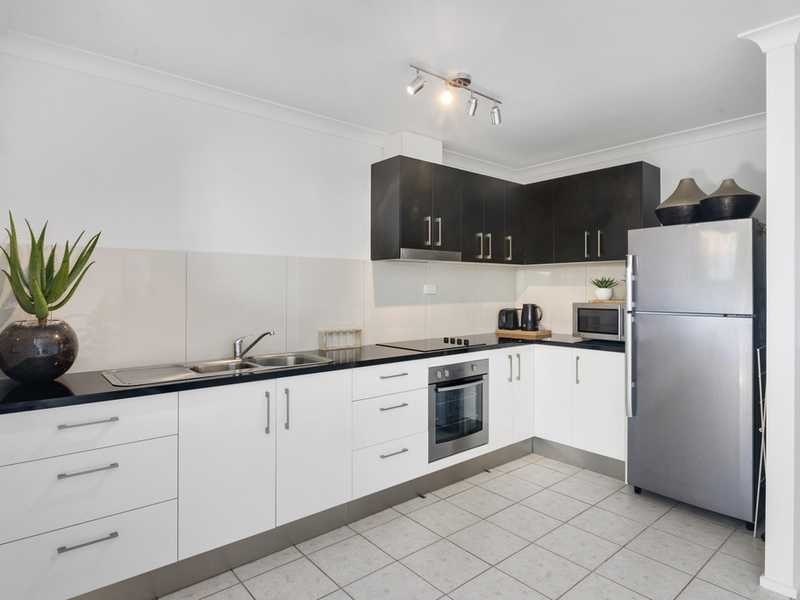 6/1194 Gold Coast Highway, Palm Beach QLD 4221