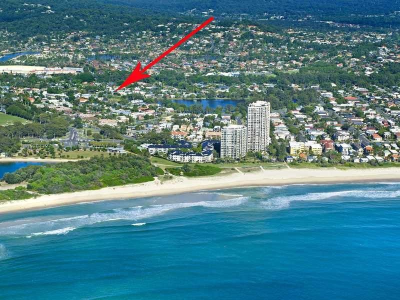 12 Tahiti Avenue, Palm Beach QLD 4221