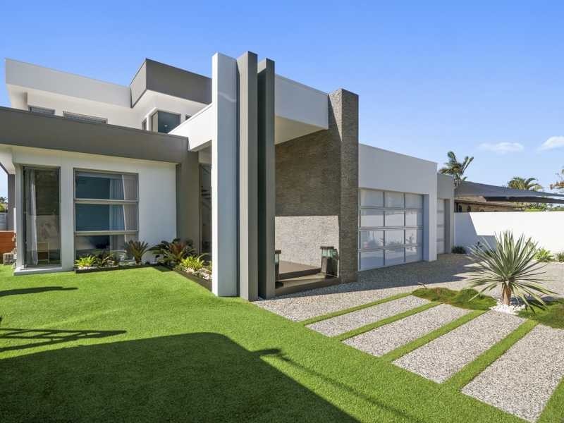 226 Mallawa Drive, Palm Beach QLD 4221