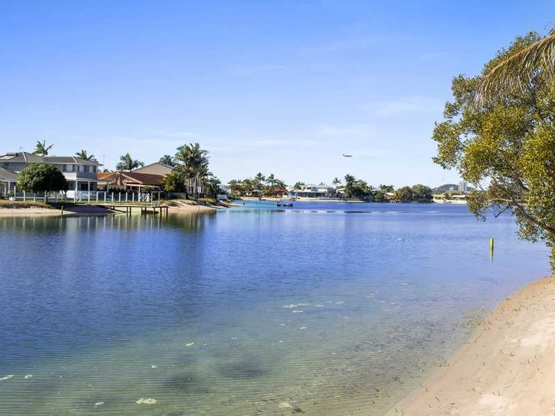 58 Mallawa Drive, Palm Beach QLD 4221