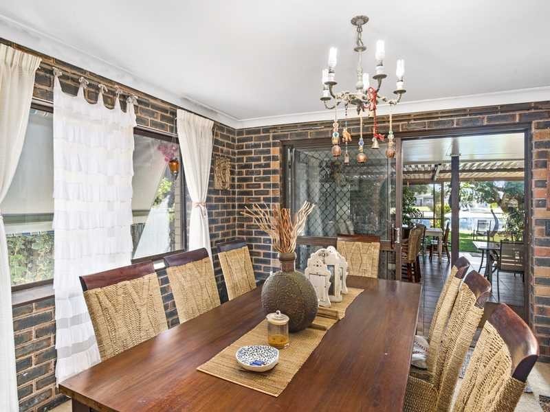 58 Mallawa Drive, Palm Beach QLD 4221