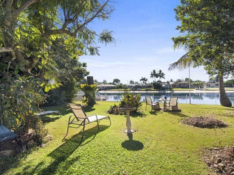 58 Mallawa Drive, Palm Beach QLD 4221