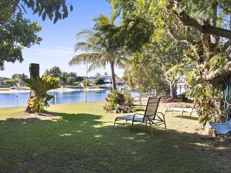 58 Mallawa Drive, Palm Beach QLD 4221