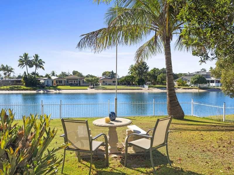 58 Mallawa Drive, Palm Beach QLD 4221