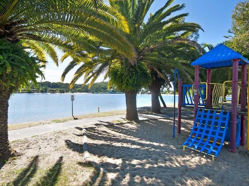 58 Mallawa Drive, Palm Beach QLD 4221