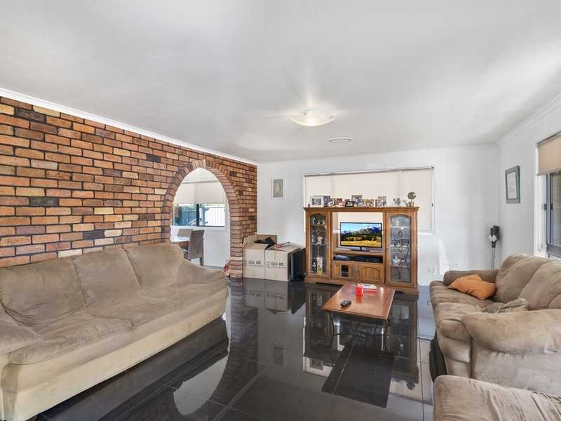 3 Ling Place, Palm Beach QLD 4221