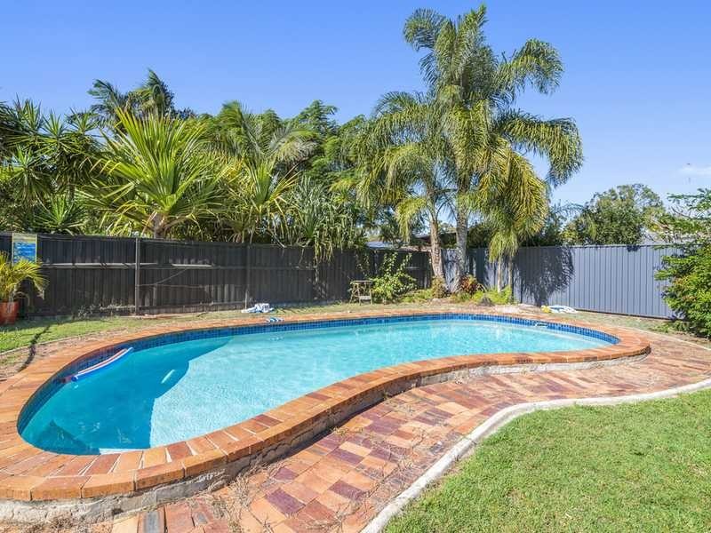 3 Ling Place, Palm Beach QLD 4221
