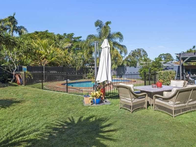 3 Ling Place, Palm Beach QLD 4221