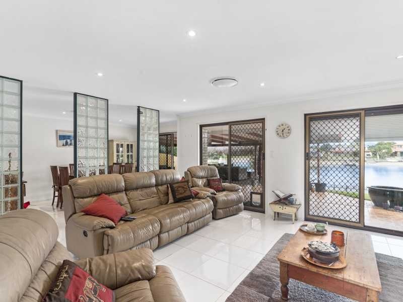 130 Melaleuca Drive, Palm Beach QLD 4221