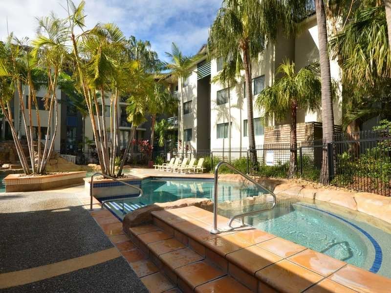 120/955 Gold Coast Highway, Palm Beach QLD 4221