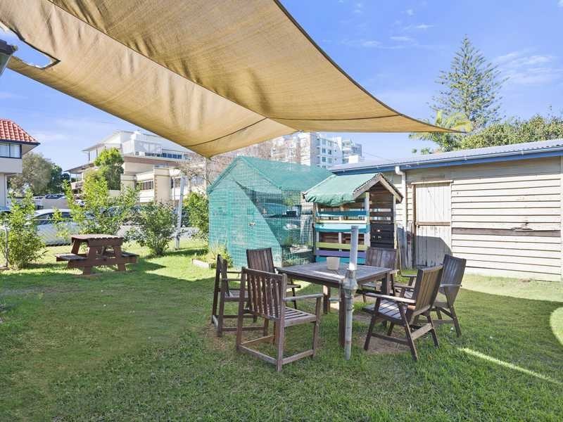 30 Palm Beach Avenue, Palm Beach QLD 4221