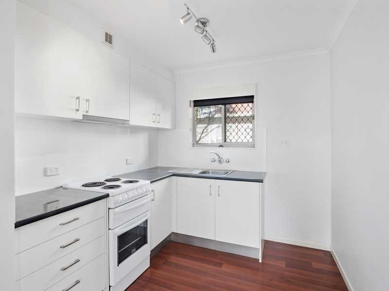 1/4 Lord Street, Kirra QLD 4225