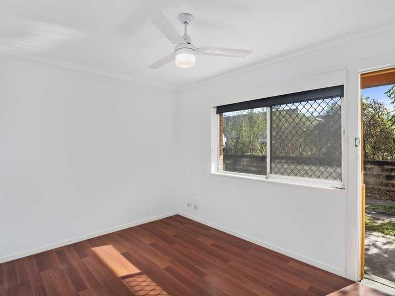 1/4 Lord Street, Kirra QLD 4225