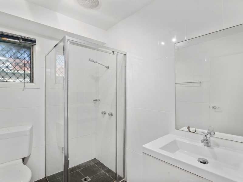 1/4 Lord Street, Kirra QLD 4225