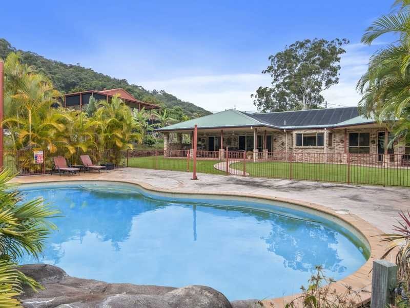 16 Jamberoo Court, Tallebudgera QLD 4228