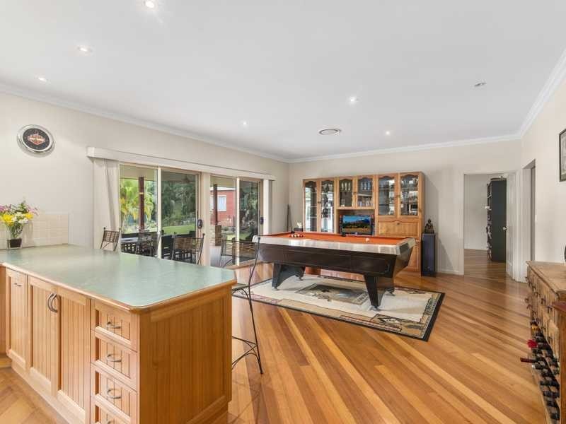 16 Jamberoo Court, Tallebudgera QLD 4228