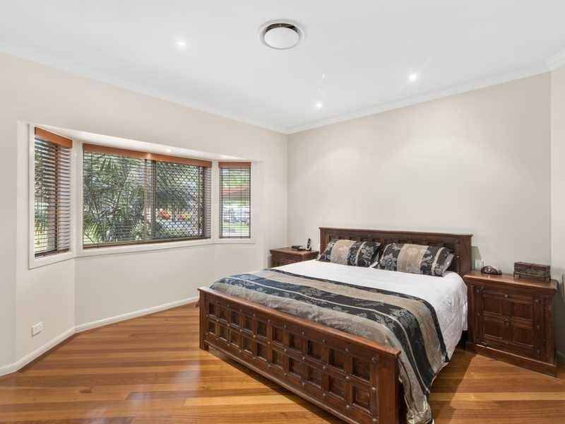 16 Jamberoo Court, Tallebudgera QLD 4228