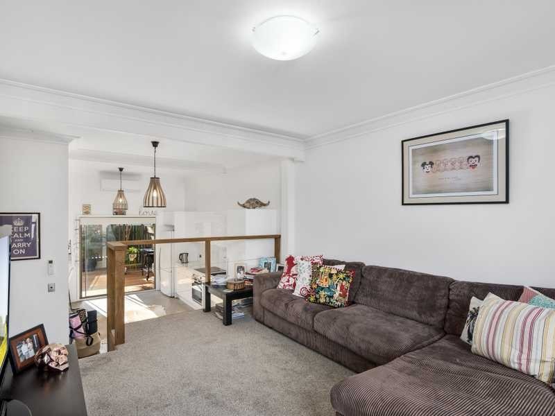 1/25 Fifteenth Avenue, Palm Beach QLD 4221