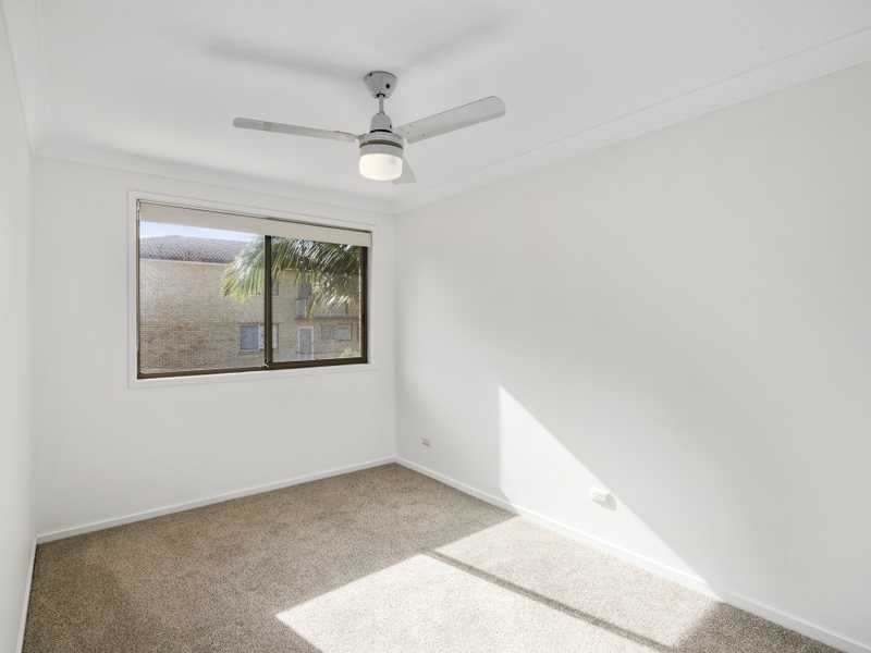 1/25 Fifteenth Avenue, Palm Beach QLD 4221