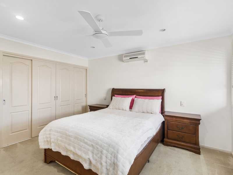 221 Mallawa Drive, Palm Beach QLD 4221