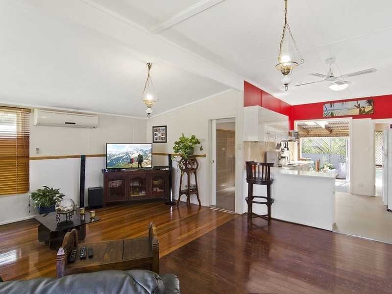 187 Golden Four Drive, Bilinga QLD 4225