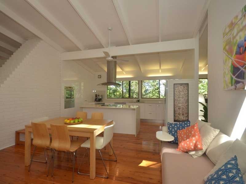 56 Simpsons Road, Currumbin Waters QLD 4223