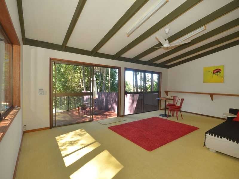 56 Simpsons Road, Currumbin Waters QLD 4223