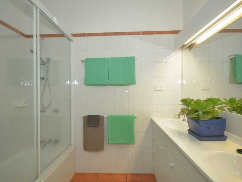 56 Simpsons Road, Currumbin Waters QLD 4223