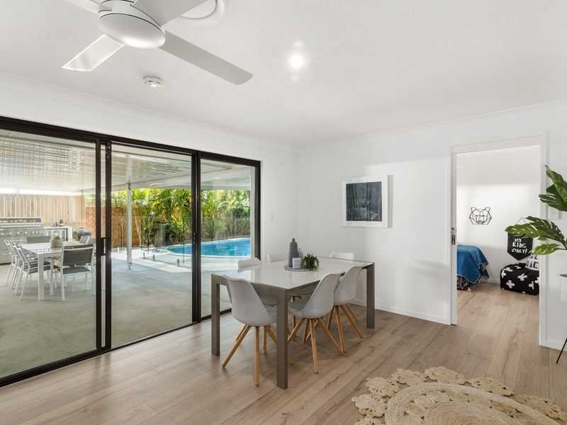 16 Japonica Drive, Palm Beach QLD 4221