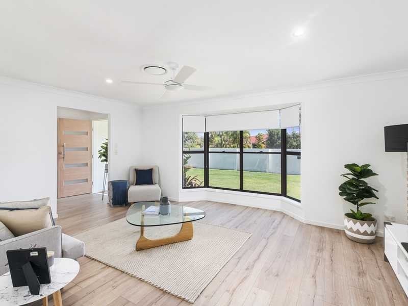 16 Japonica Drive, Palm Beach QLD 4221