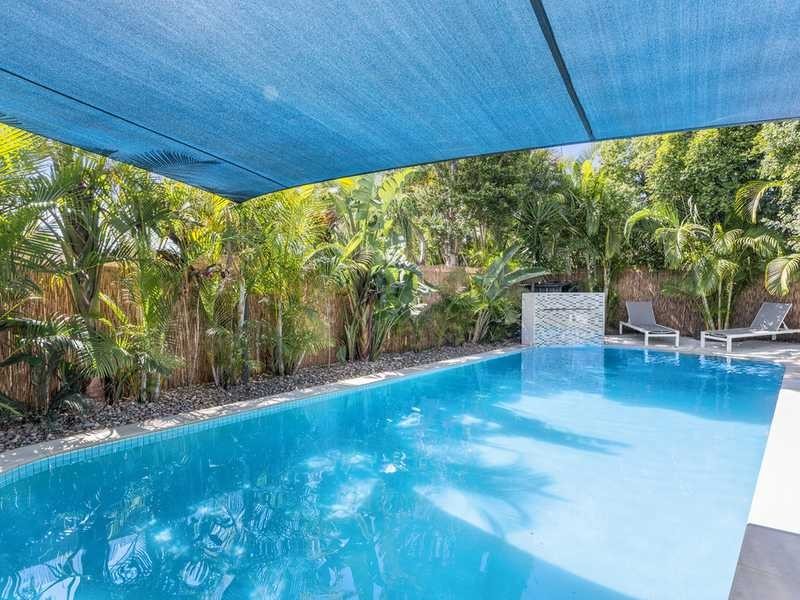 16 Japonica Drive, Palm Beach QLD 4221