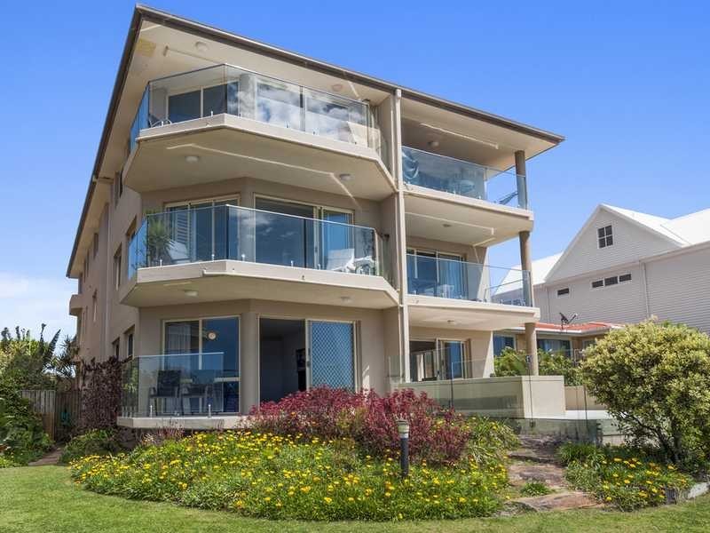 3/287 Golden Four Drive, Bilinga QLD 4225