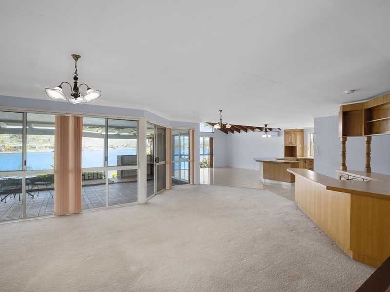 25 Angelica Street, Elanora QLD 4221