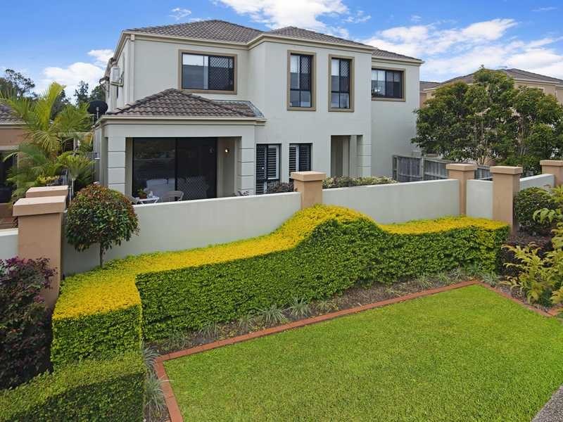 3/27 Beachcomber Court, Burleigh Waters QLD 4220