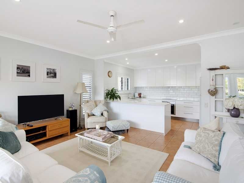 3/27 Beachcomber Court, Burleigh Waters QLD 4220