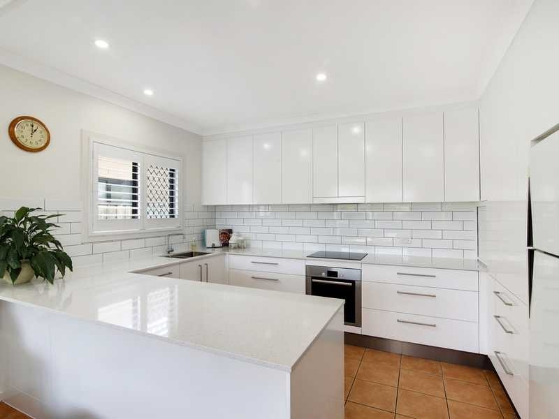 3/27 Beachcomber Court, Burleigh Waters QLD 4220