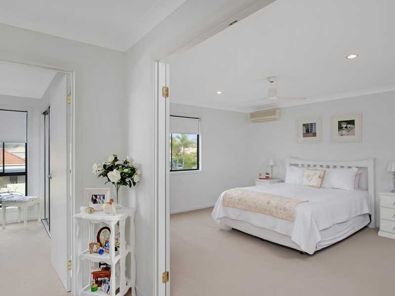 3/27 Beachcomber Court, Burleigh Waters QLD 4220