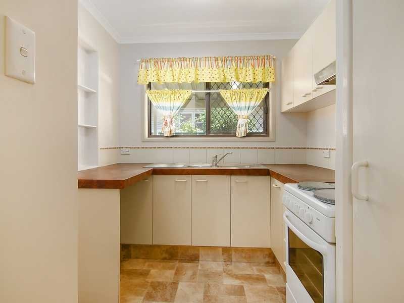 2/16 Second Avenue, Palm Beach QLD 4221